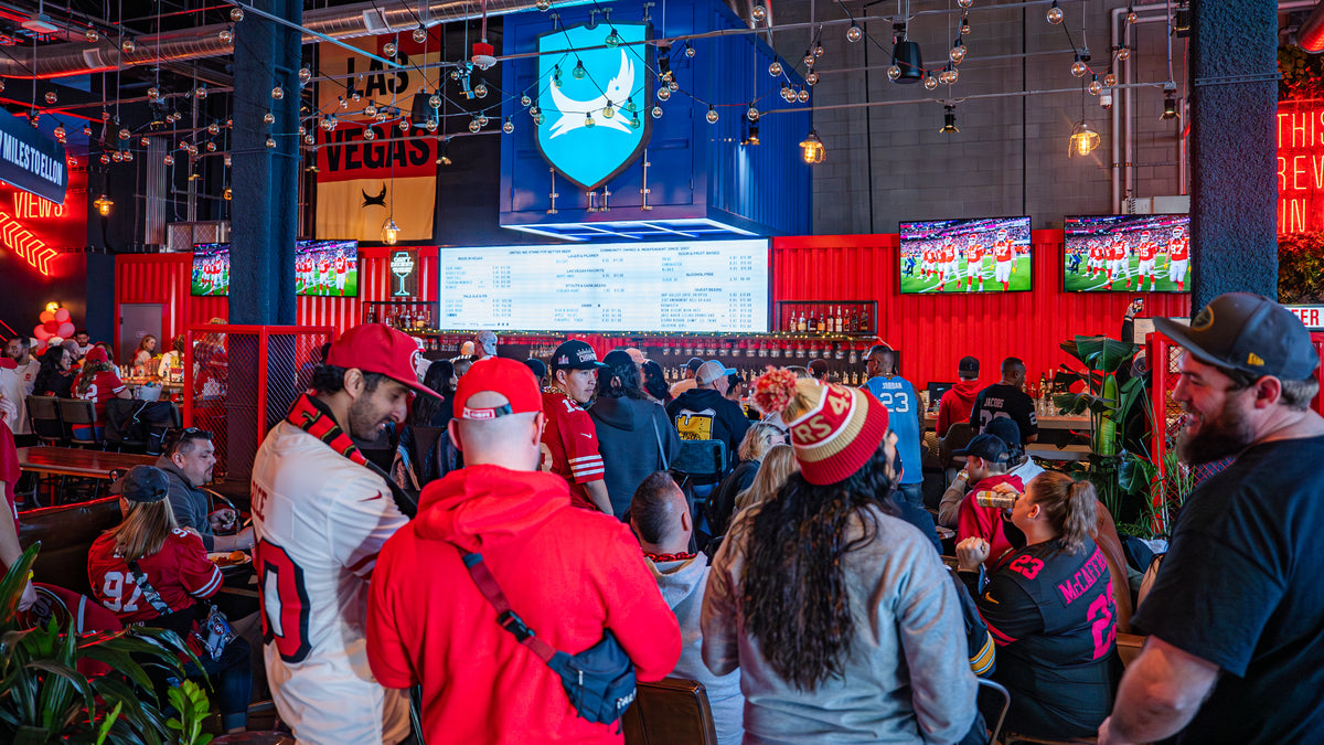 UnderDog Beer Hall  - Image 7