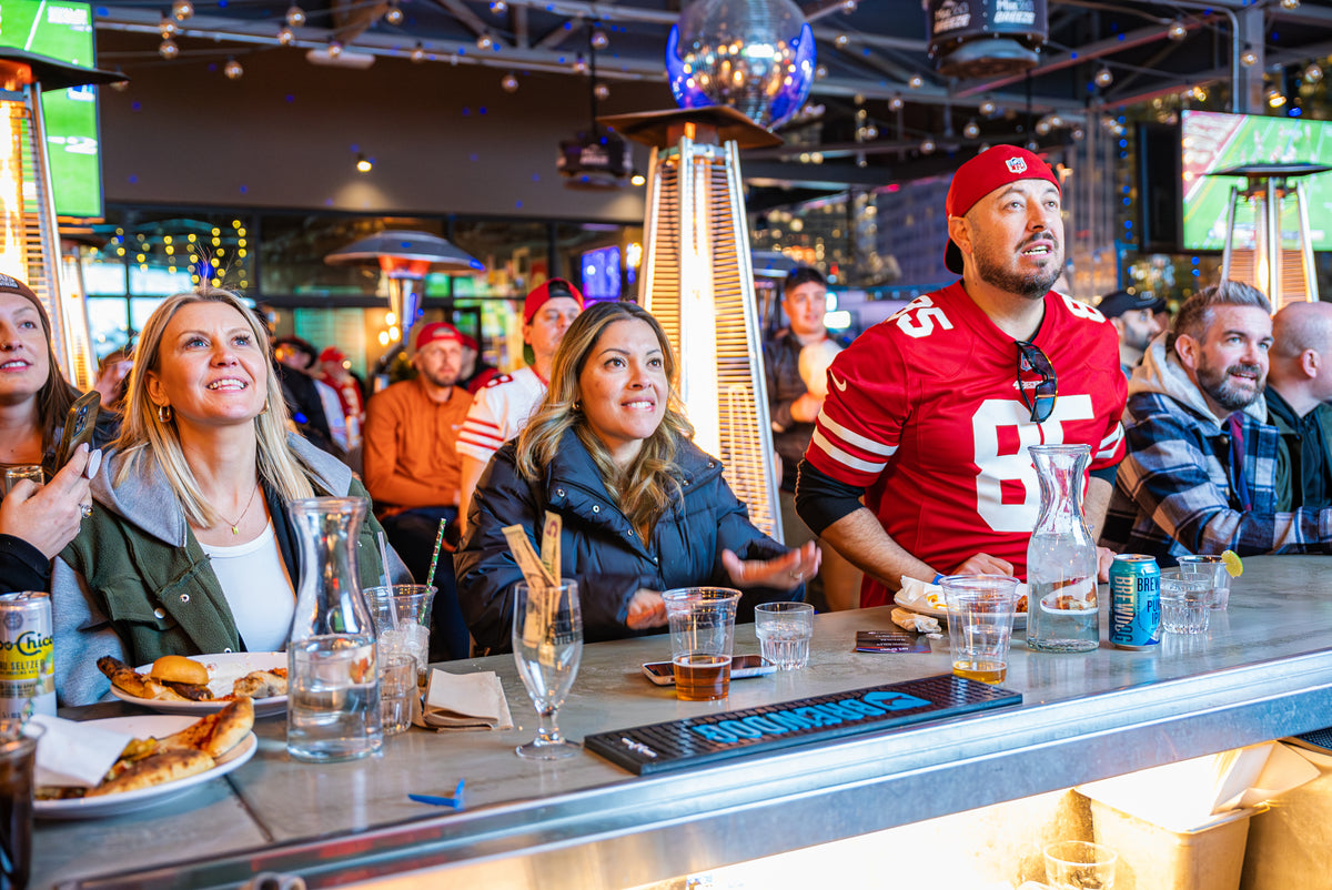 UnderDog Beer Hall  - Image 9