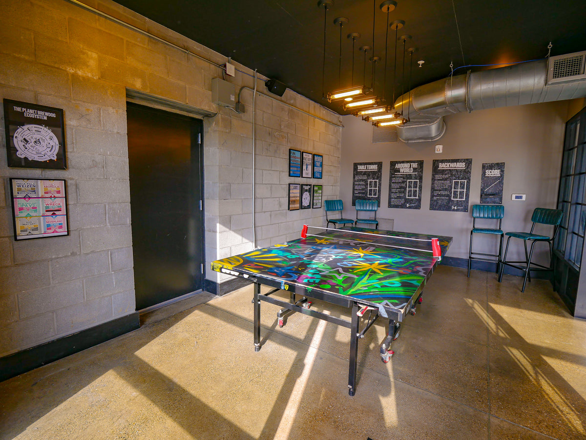 DogHouse Columbus Hotel - Image 4